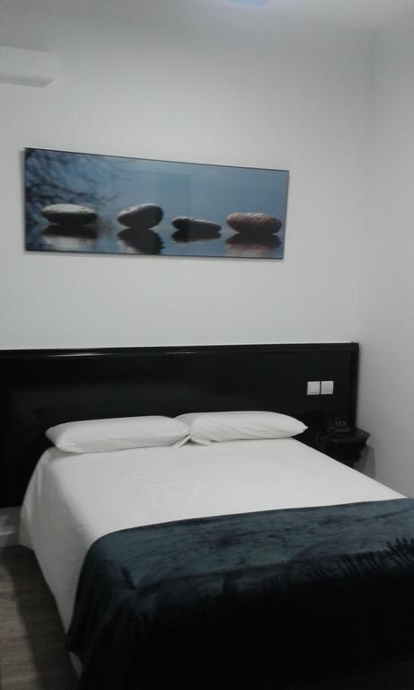מדריד Hostal Buenos Aires חדר תמונה
