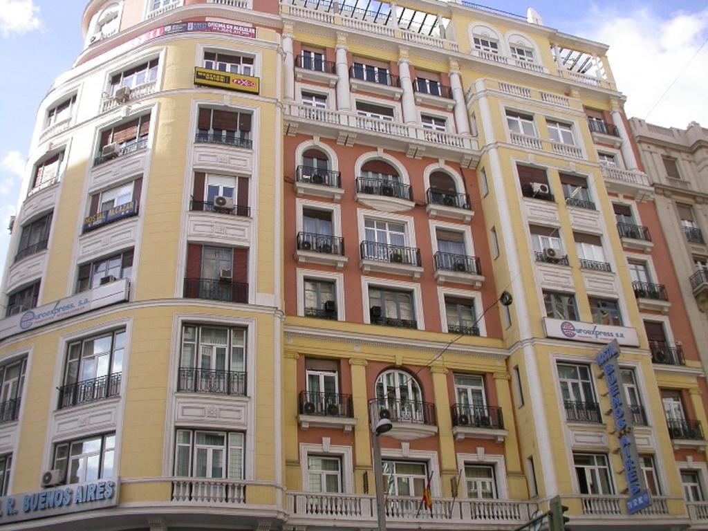 מדריד Hostal Buenos Aires מראה חיצוני תמונה